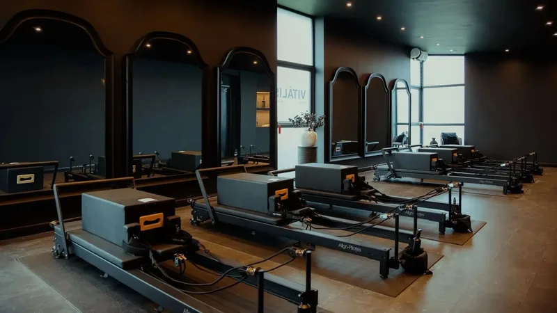 Vitális Studios reformer beds